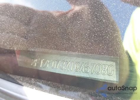 2001 Ford F-150 Svt Lightning z USA, uszkodzony, nr VIN 2FTZF073X1CA57080